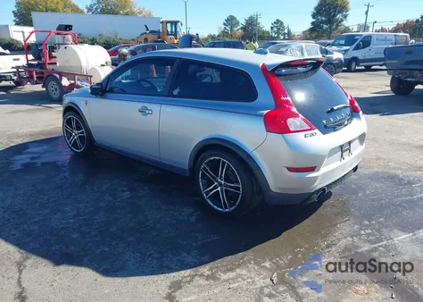 2011 Volvo C30 T5/T5 R-Design из США, поврежденный, VIN YV1672MK9B2209574